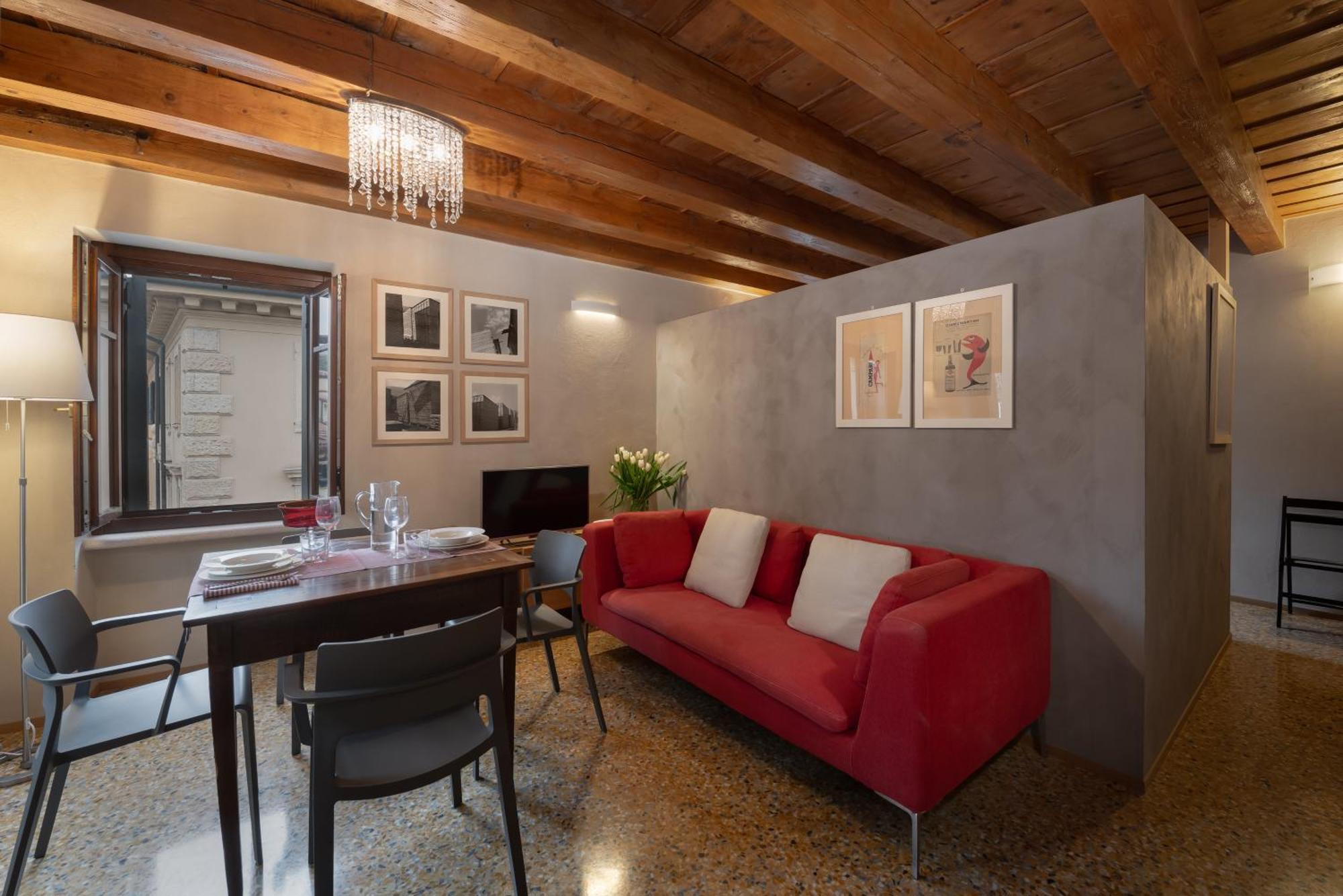 Residenza Roccamaggiore - Verona — Photos 3
